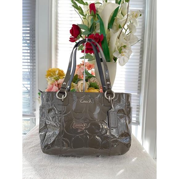 COACH GRAY GALLERY EMBOSSED PATENT LEATHER EW TOTE F17728 (180 - Picture 1 of 11